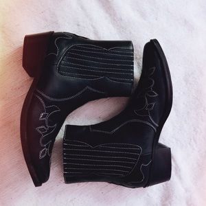 Urban outfitters leather cowboy boots